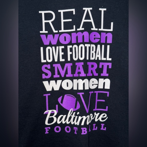 Baltimore Ravens Women’s Medium TShirt - Picture 2 of 8